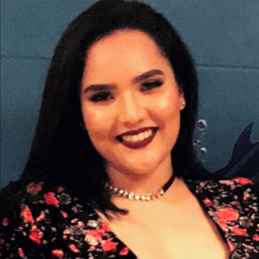 Meet your Posher, Elieth